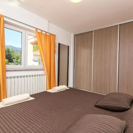 Adore Apartment Ičići