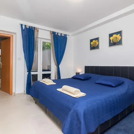 Adore Apartment Ičići