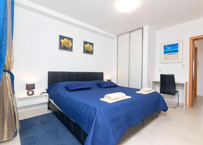 Apartment Adore Icici