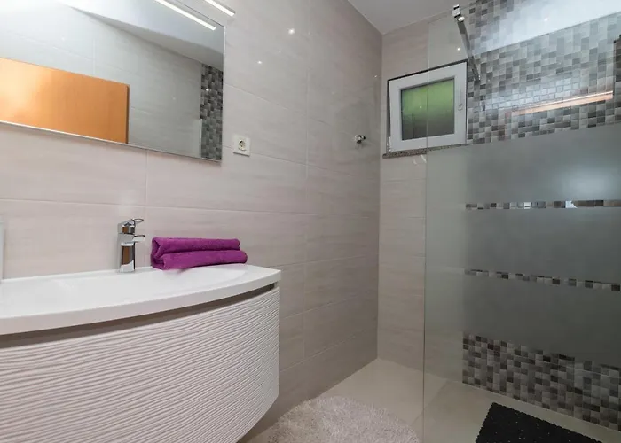 Apartment Adore Icici