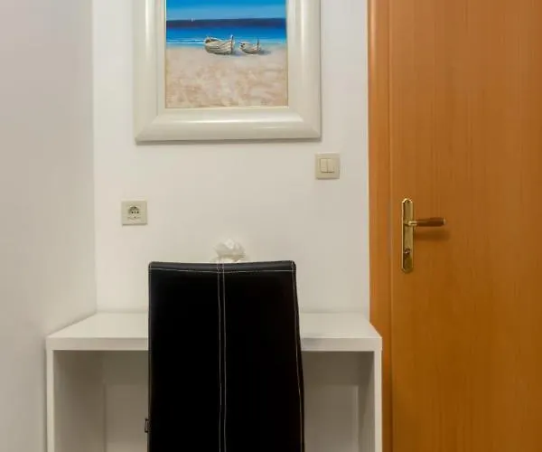 Apartment Adore Icici